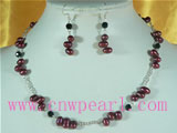 red freshwater pearl necklace&earrings set